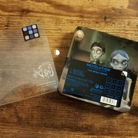 New Tim Burton's Corpse Bride X Revolution Eye Shadow Newly Weds - Picture 9 of 10